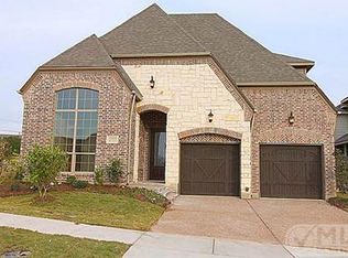 135 Griffin Ave, Fate, TX 75189