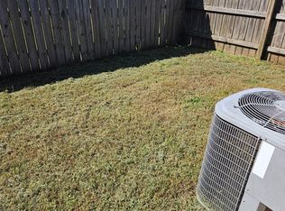 2000 Lena Dr, Chalmette, LA 70043