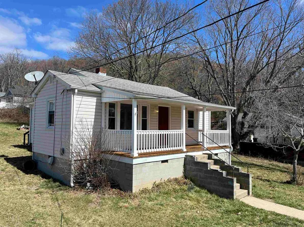 409 Ramsey St, Staunton, VA 24401