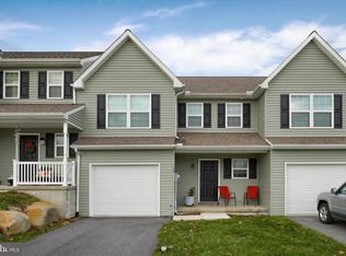 263 Wildflower Dr, East Earl, PA 17519