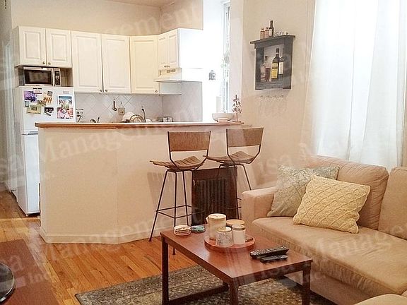 2nd image of 253 E 52nd St APT 2B
