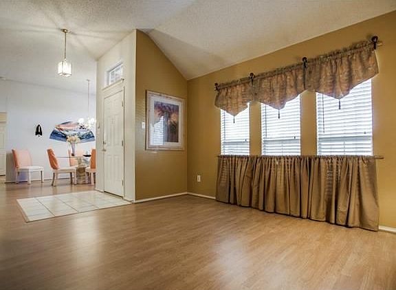 3rd image of 10401 Samantha Dr