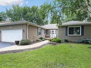 1509 Fender Rd, Naperville, IL 60565