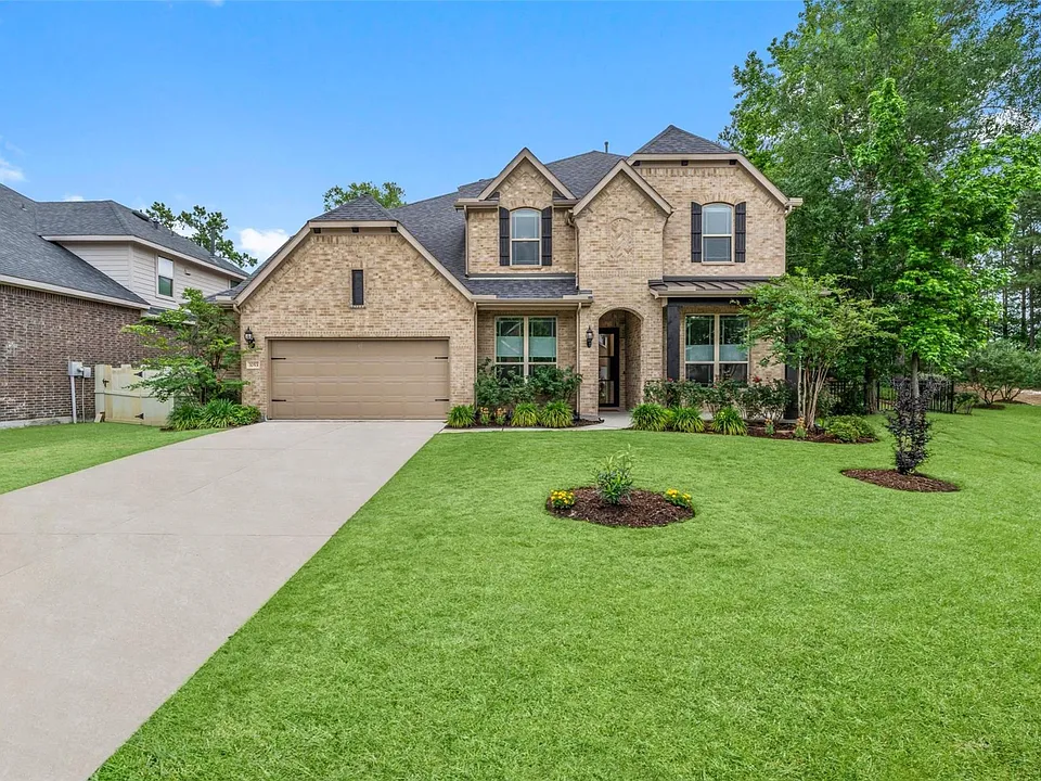 1053 Bat Hawk Ct