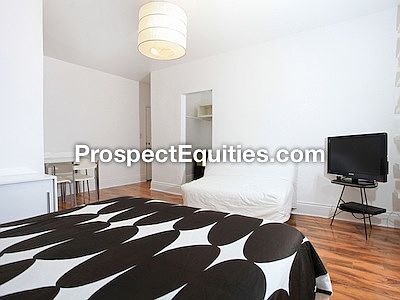 5th image of 432 NE 26th St APT 5