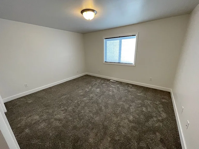 1026 Yellowstone Ave #2 — Photo 9