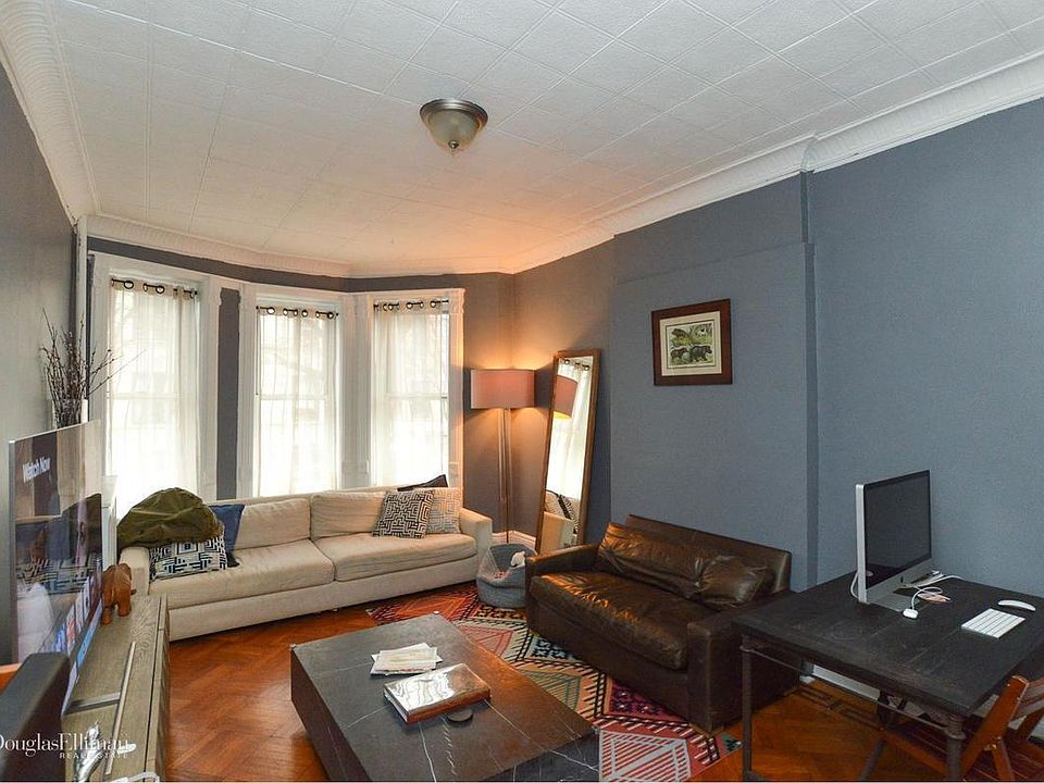 1st image of 521 12th St APT 1L