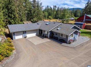 2312 S 3rd Ave, Sequim, WA 98382