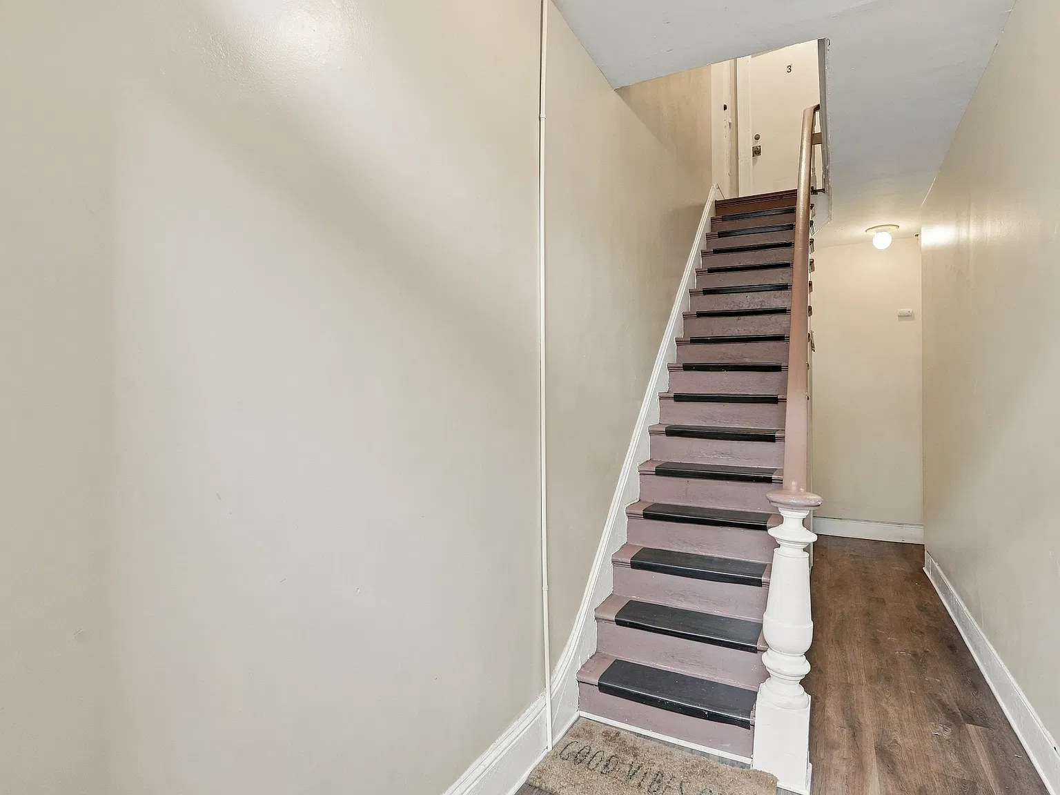 177 W Parmenter St — Photo 4