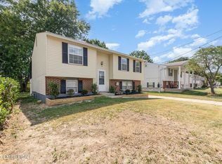 417 Saguaro Dr, Louisville, KY 40229