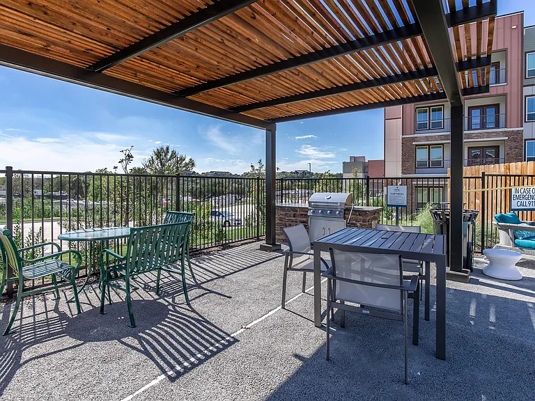 Spring Villas Apartments — Photo 12