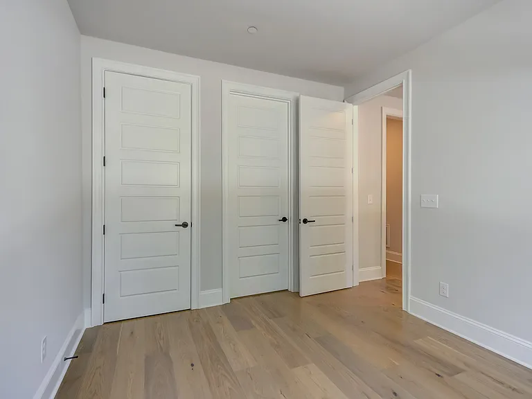 1107 Parkside Greenway Dr — Photo 7