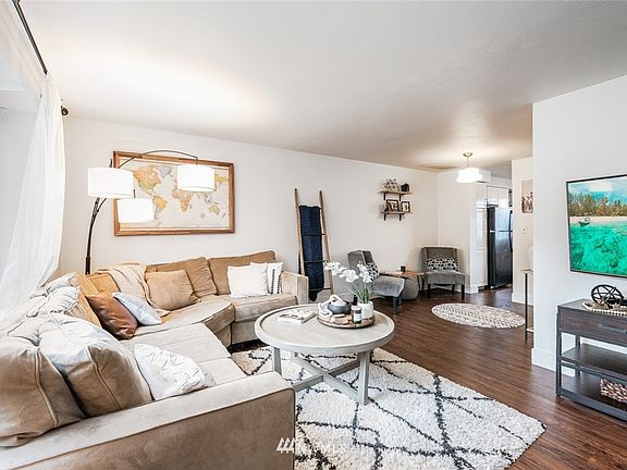 4th image of 8624 Onyx Dr SW Unit A