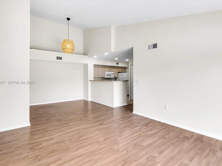 11185 SW 6th St #301 — Photo 16