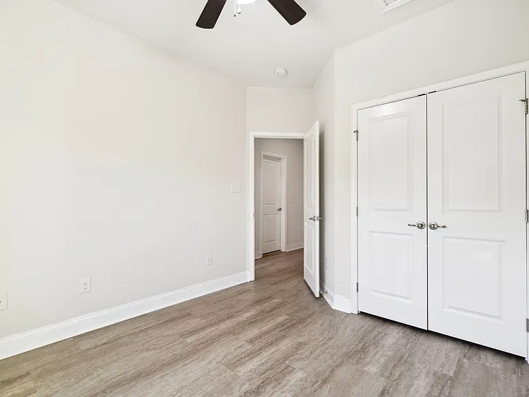 138 Seneca Pl — Photo 11