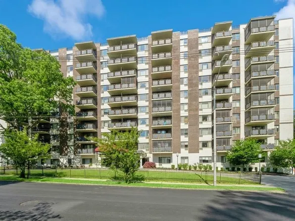 160 Academy Street #7A, Poughkeepsie, NY 12601