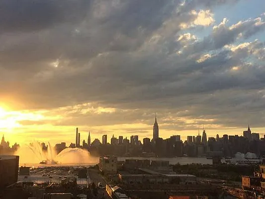 Rented by LCOR (Property Manager) | media 7