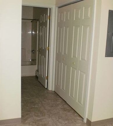 hall and w/d hookups