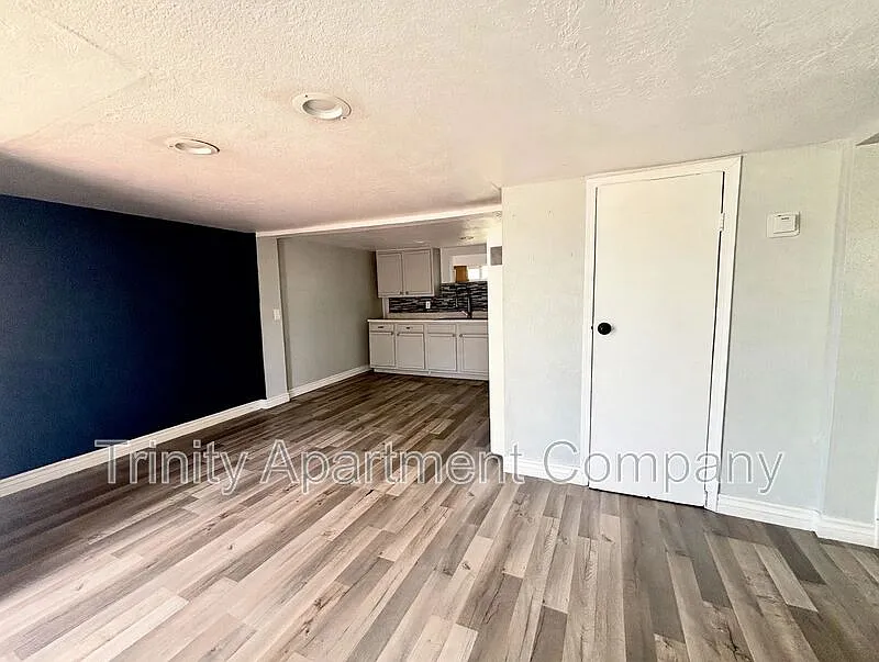 644 Louisiana Blvd SE — Photo 4