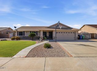 3065 E Leonora Street, Mesa, AZ 85213