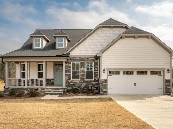 179 Castle Pond Way, Fuquay Varina, NC
