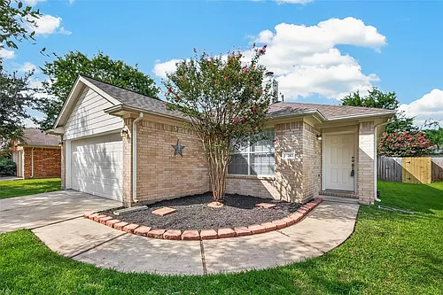 25202 Clover Ranch Dr Photo 1