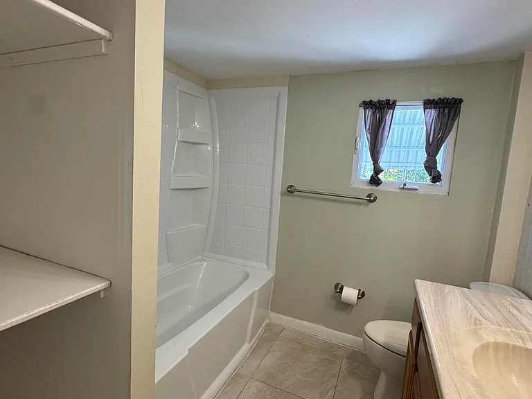 245 Lee Ave — Photo 5
