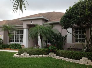 871 Carriage Hill Rd, Melbourne, FL 32940