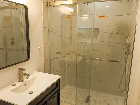 3rd image of 4902 Coke Ave #2