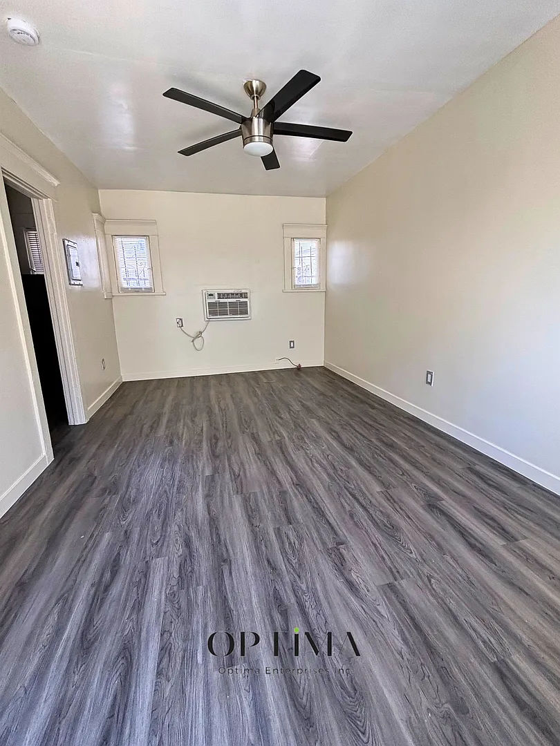 844 Chestnut Ave. — Photo 2