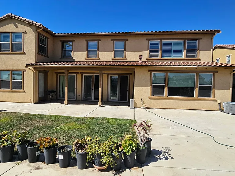 1426 Como Dr — Photo 10