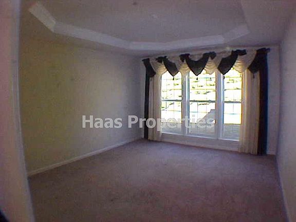 4th image of 932 Santa Anita Dr