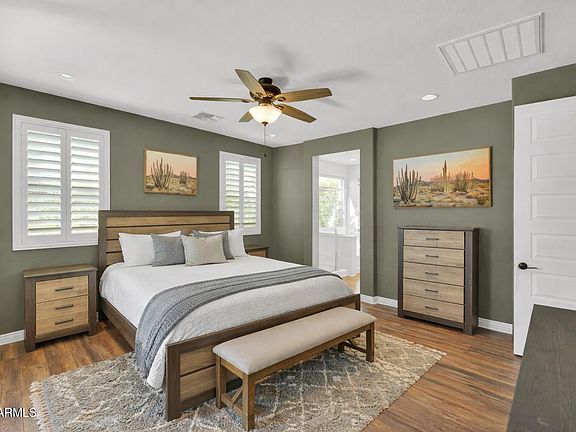 5th image of 30910 N 26TH Avenue