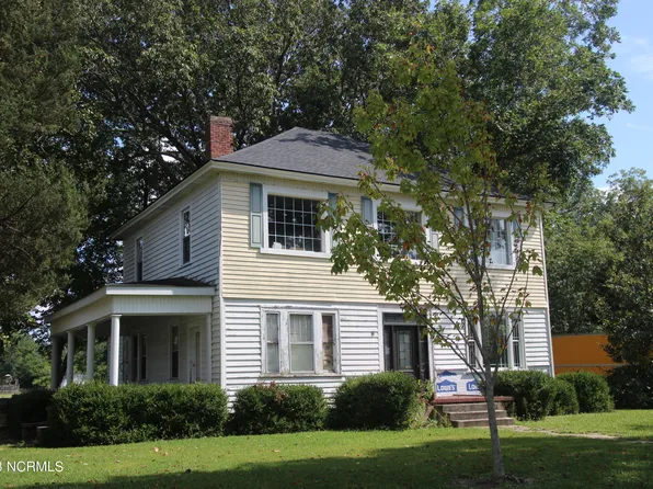 401 S Poplar Street, Hobgood, NC 27843