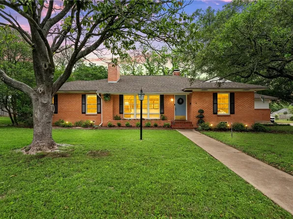 3228 Colcord Ave, Waco, TX 76707