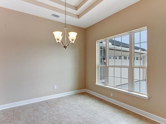 5th image of 49 Flora Lake Cir