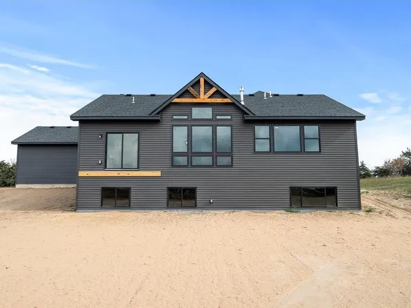 16936 Van Buren St NE, Ham Lake, MN 55304