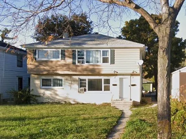 4812 W Hampton Ave, Milwaukee, WI 53218
