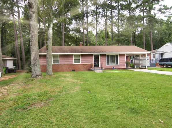 446 Glenbrook Dr, Raleigh, NC 27610