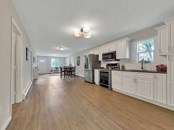2nd image of 73 Pasadena St #73
