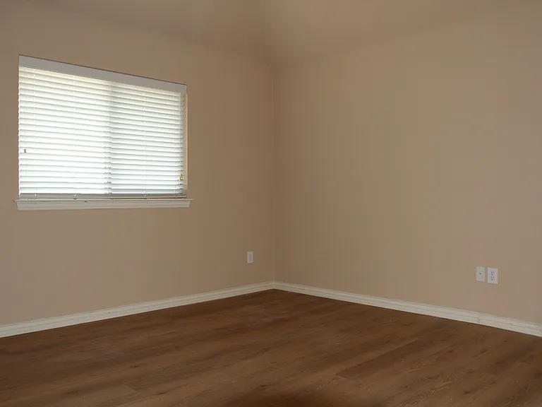 2237 All Saints Ln — Photo 30
