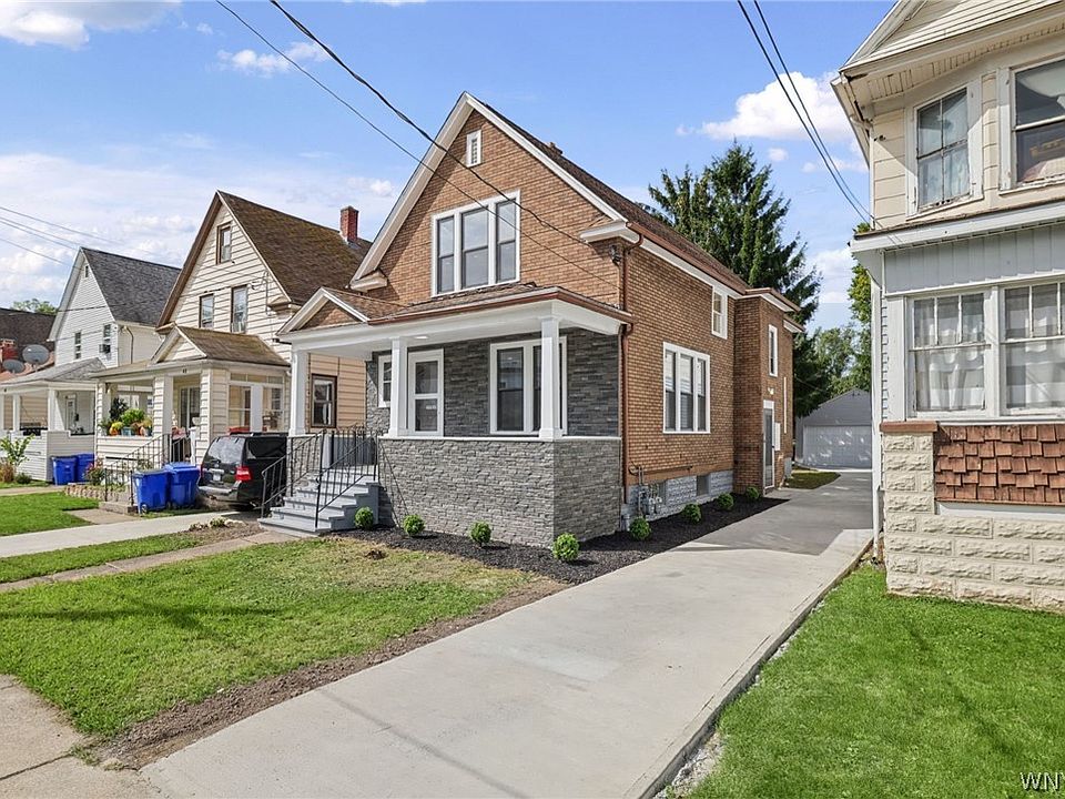 1st image of 40 Benson Ave