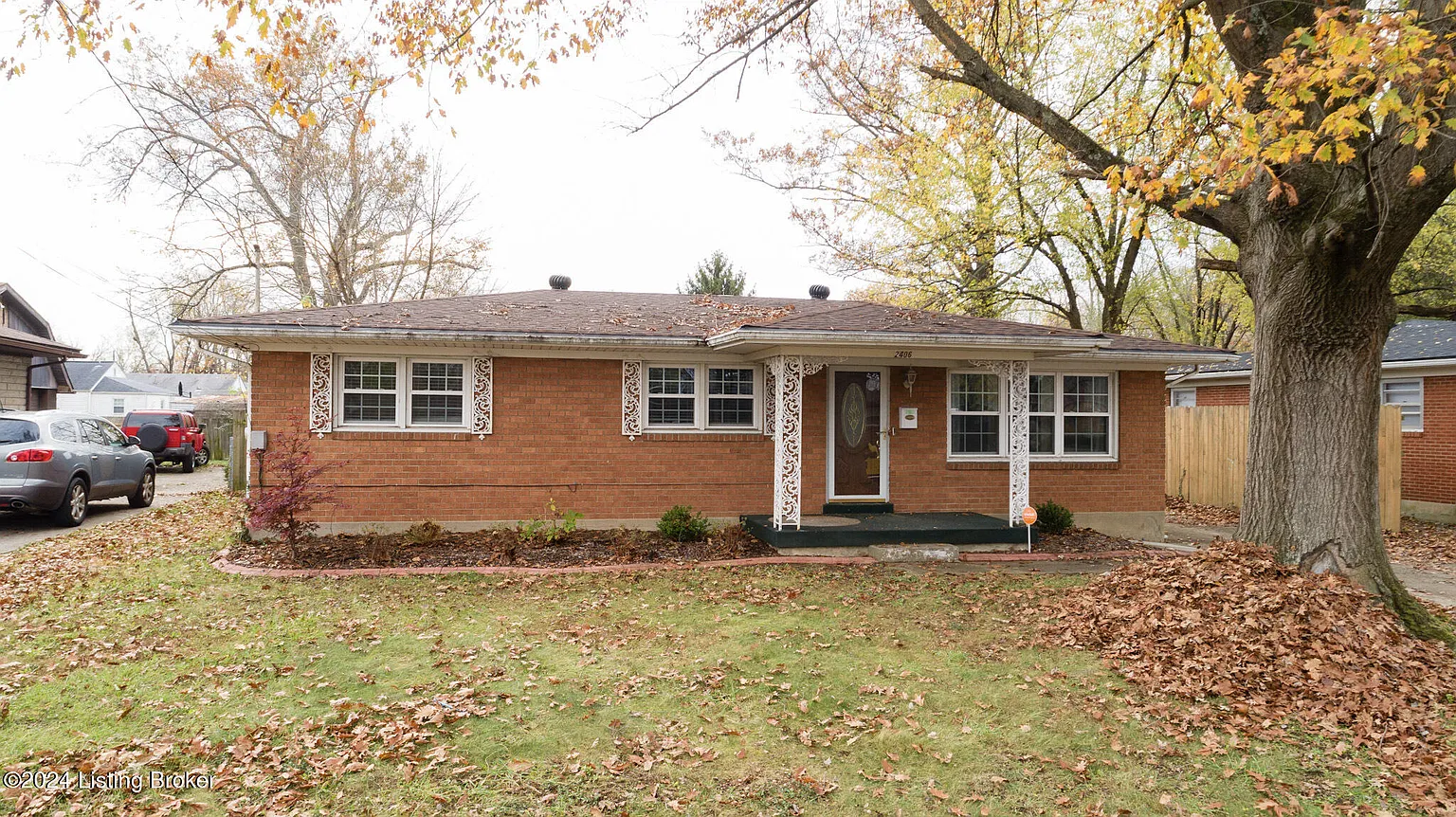 2406 Garrs Ln photo 1