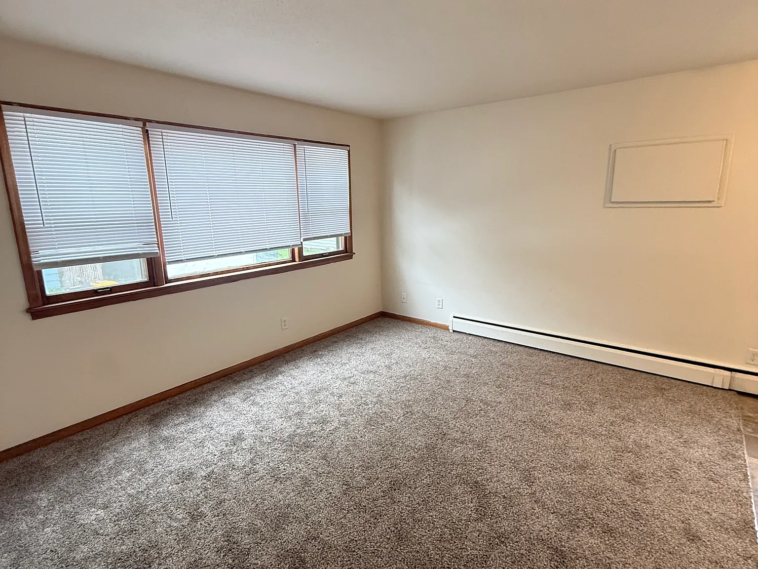 1 bed, 575 sqft, $900 — Photo 1