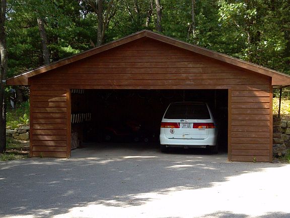 Detached 2 car garage