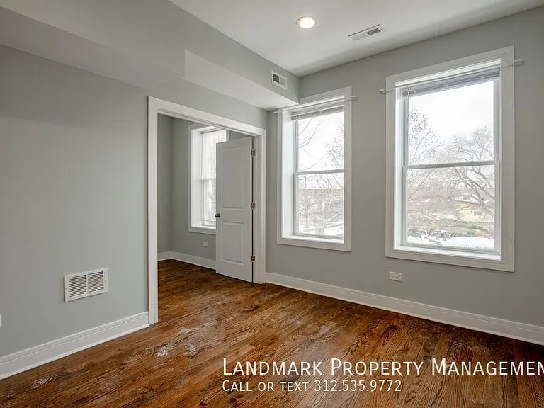 2353 W 18th Pl #2F — Photo 5