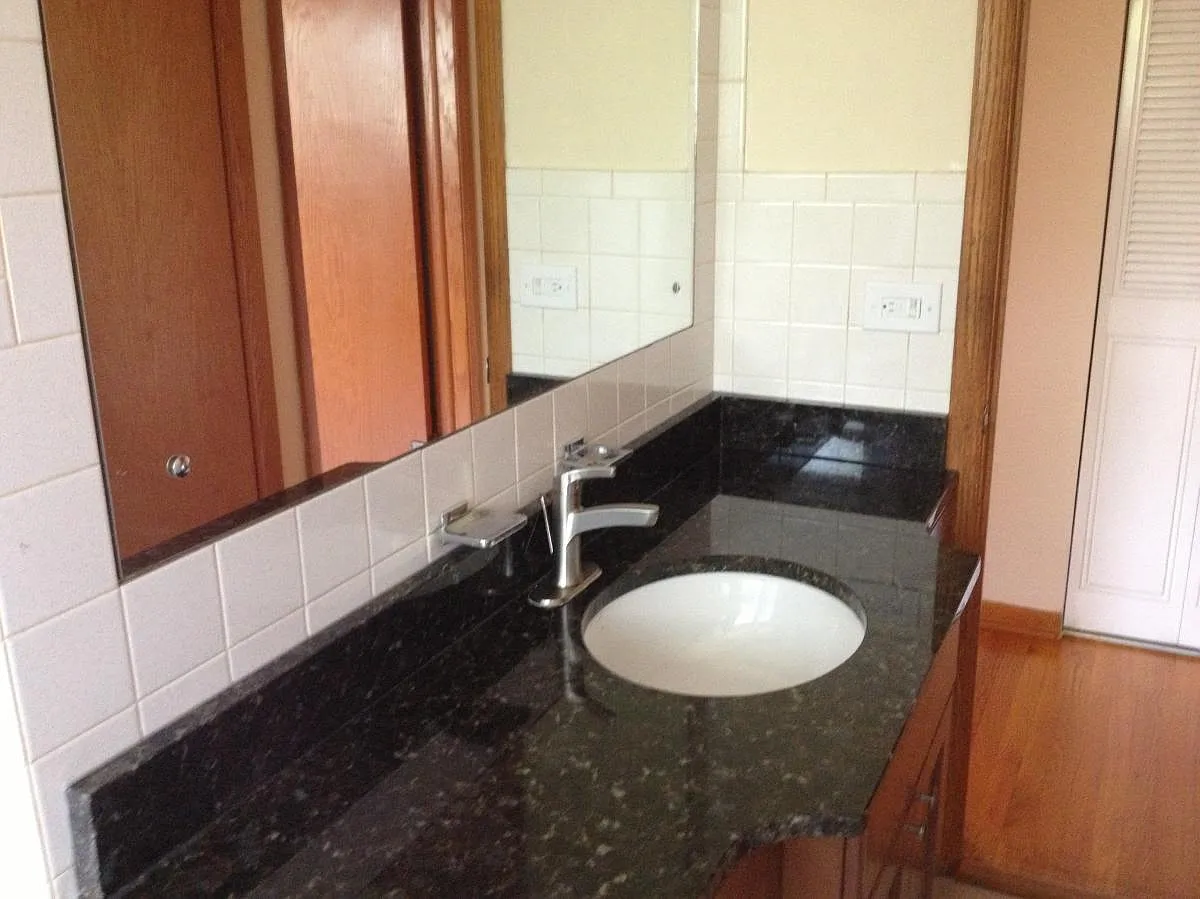 2 bed, $1,815 — Photo 4