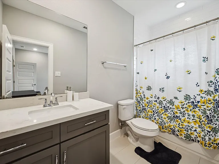 1412 Cleburne St — Photo 28
