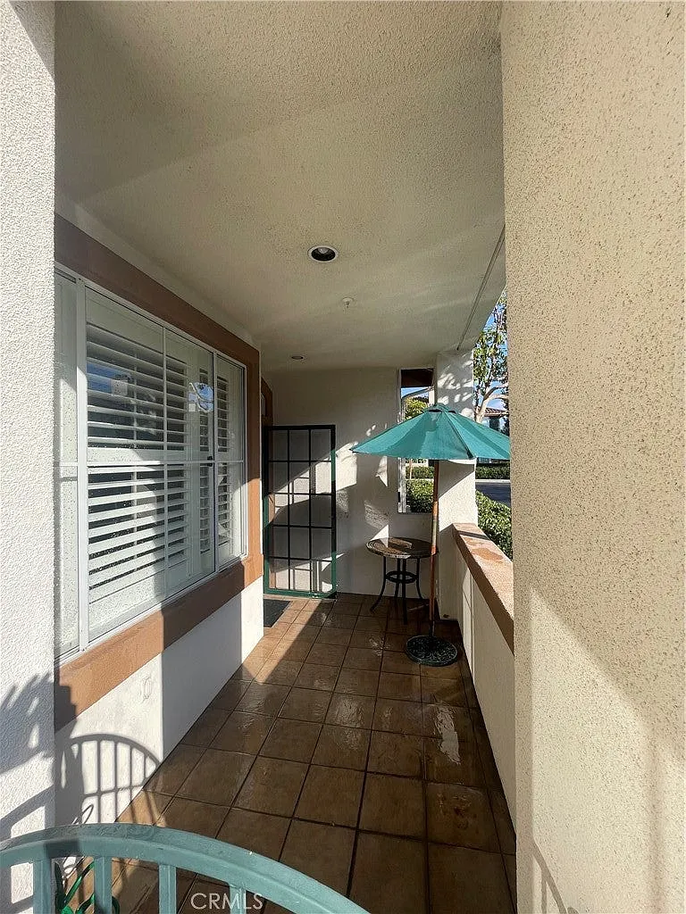 1 bed, 806 sqft, $2,950 — Photo 4