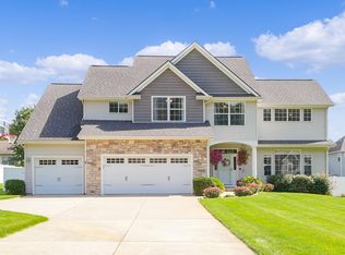 8227 Petoskey St, Kalamazoo, MI 49009